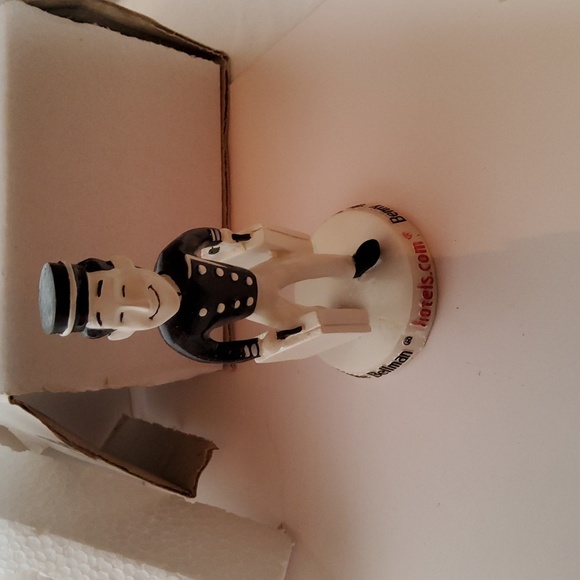 Benny the Bellman hotels.com - Picture 6 of 6